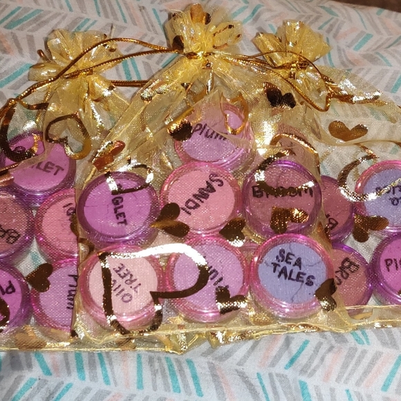 🔥 ONLY 1 LEFT 🔥6 Piece Loose All Natural Eyeshadow, Body Shimmer, Highlighter - Picture 3 of 10